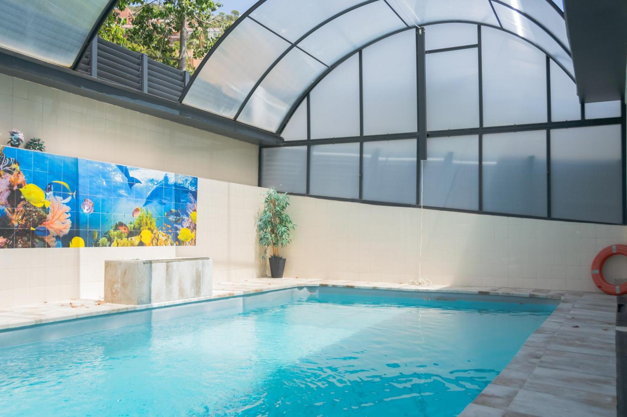 Luxurious Villa Marly II Castelldefels Zewnętrze zdjęcie